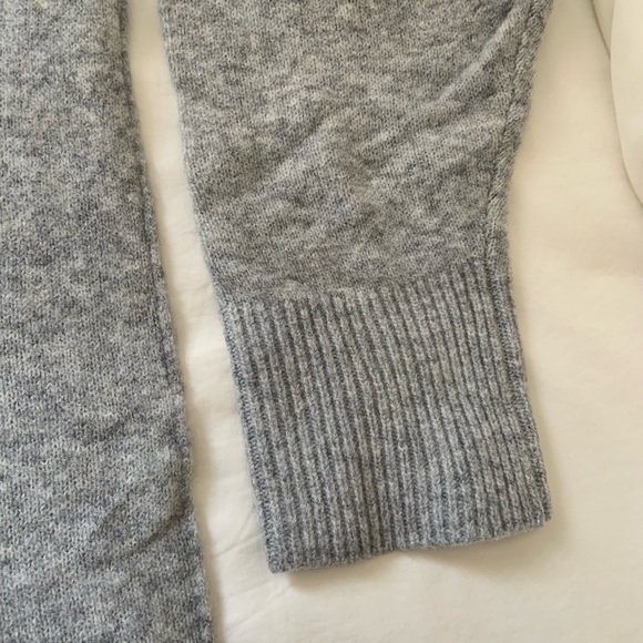 Aerie Oversized Sweater - Picture 2 of 6